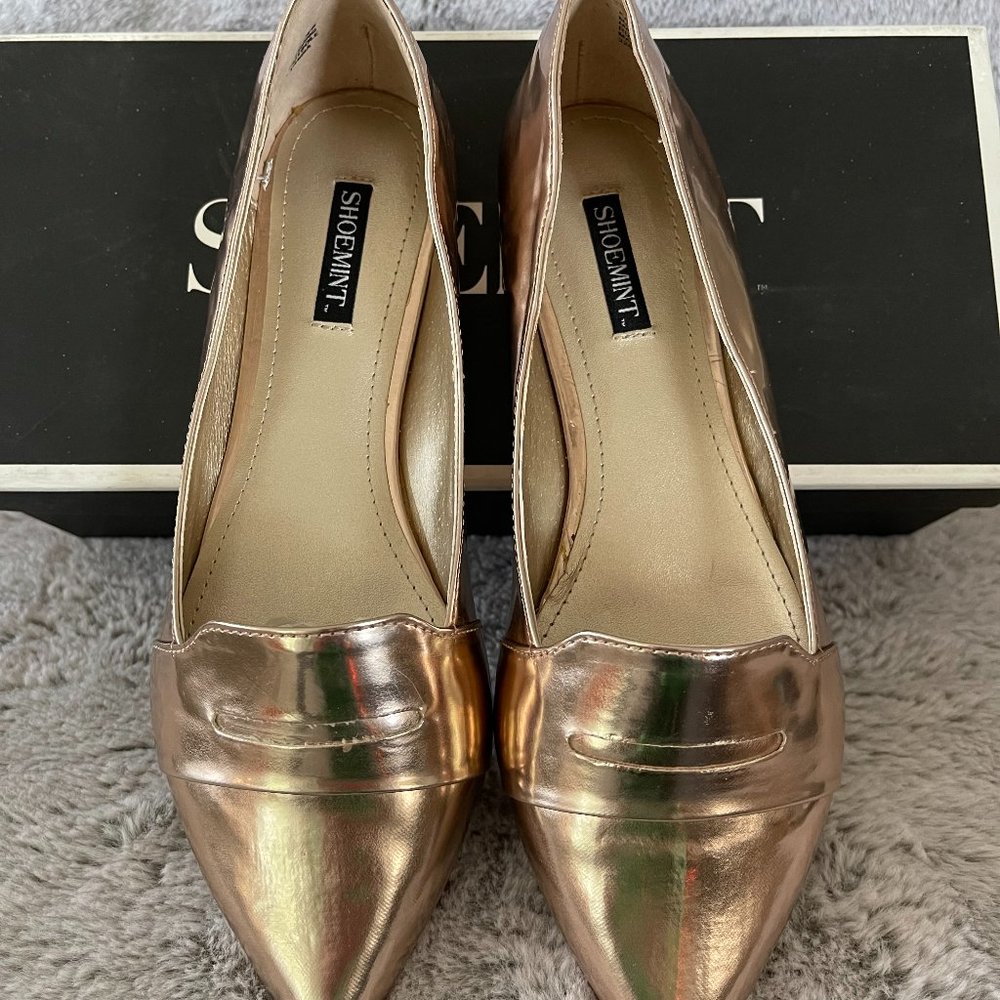 ROSE GOLD FLATS SIZE 7
